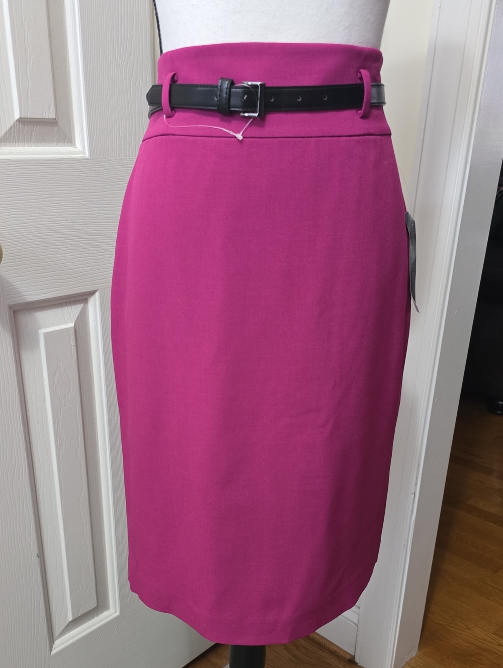 BLACK LABEL BY EVAN-PICONE BRAND WOMEN'S MAGENTA SKIRT SIZE 6